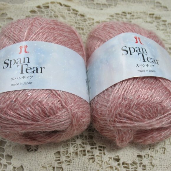🐑 Lace Yarn with sequins, soft salmon pink color, Japanese yarn - Picture 4 of 10
